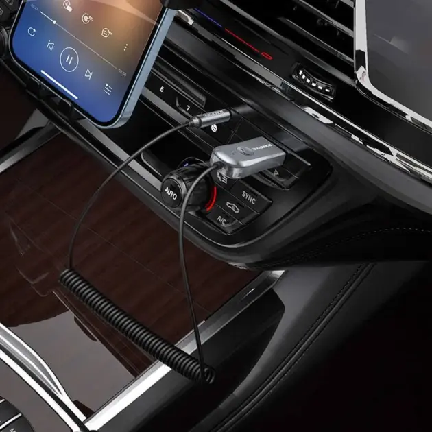 RECEPTOR BLUETOOTH USB A AUXILIAR AUTOMÓVIL BOROFONE BC44